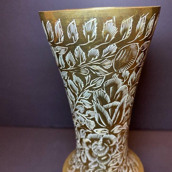 Vintage Brass Flower Vase Etched Floral Pattern India - Picture 3 of 7